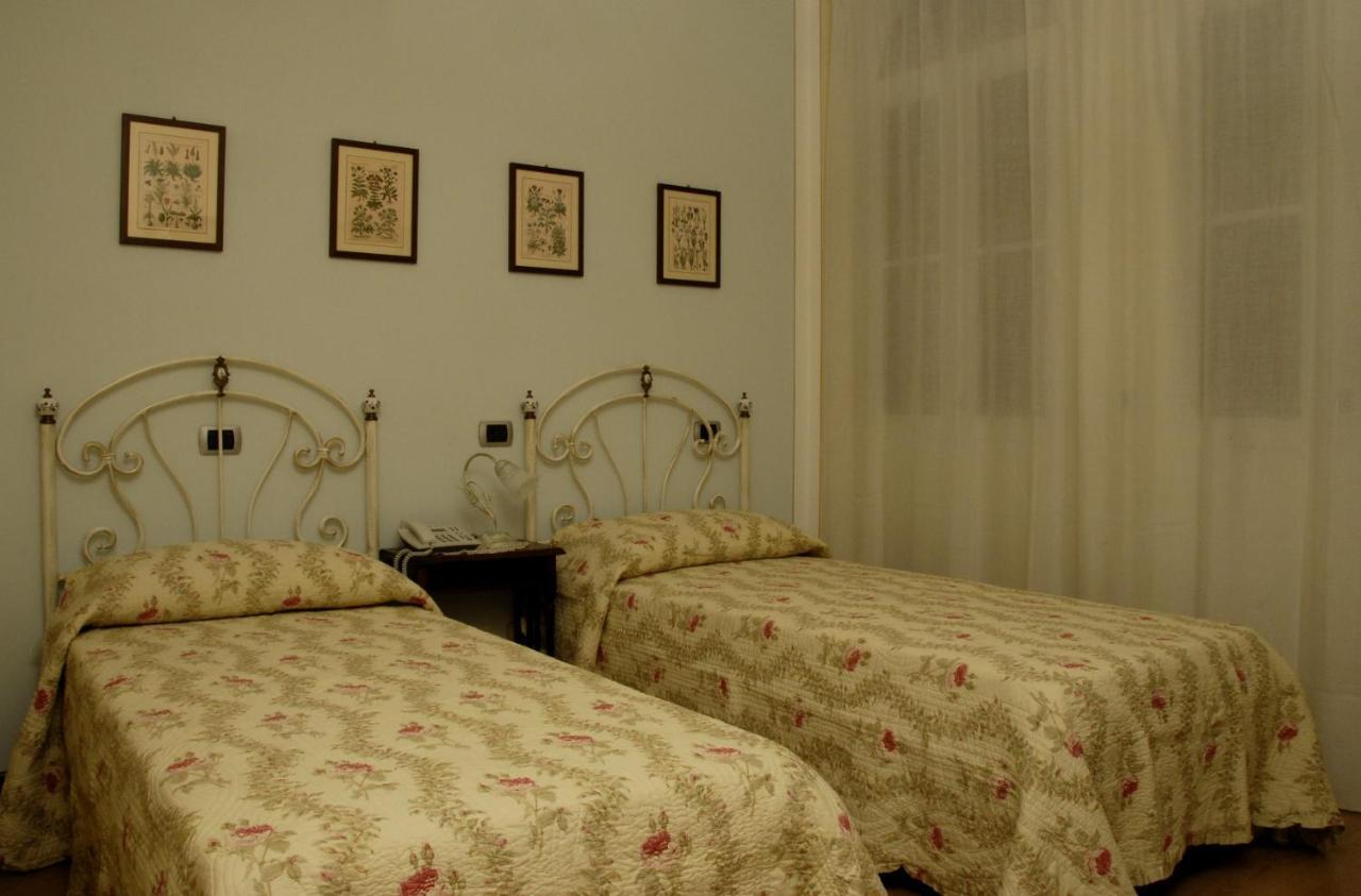 B&B Le Camelie Domodossola Exteriör bild